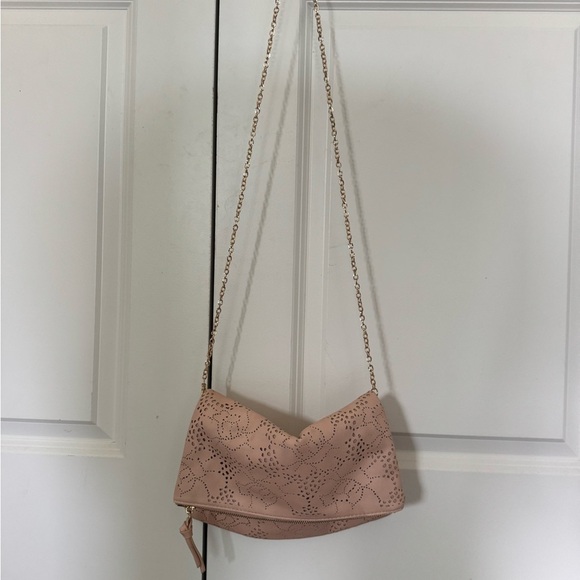 Handbags - Women’s Pink Floral Laser Cut Faux Leather Messenger Clutch/With Chain Purse